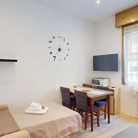 Apartment Expo House